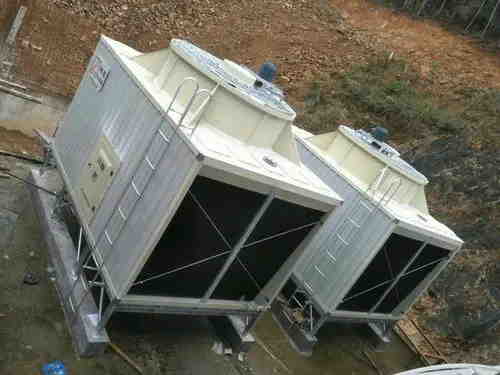 閉式冷卻塔和開(kāi)式冷卻塔的性能對(duì)比