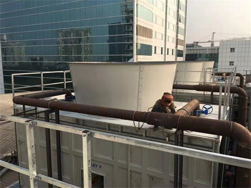 全鋼冷卻塔出現(xiàn)漏水現(xiàn)象如何處理？