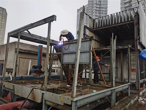 玻璃鋼冷卻塔被受青睞的原因何在,玻璃鋼冷卻塔安裝施工方案