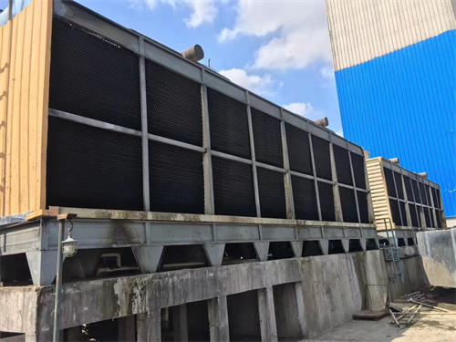 在選擇山東閉式冷卻塔時(shí)從性能選型入手