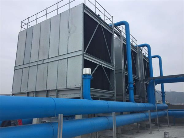 在冬季使用什么方法可以對閉式冷卻塔進行防凍？,什么方的冬季是漫長的